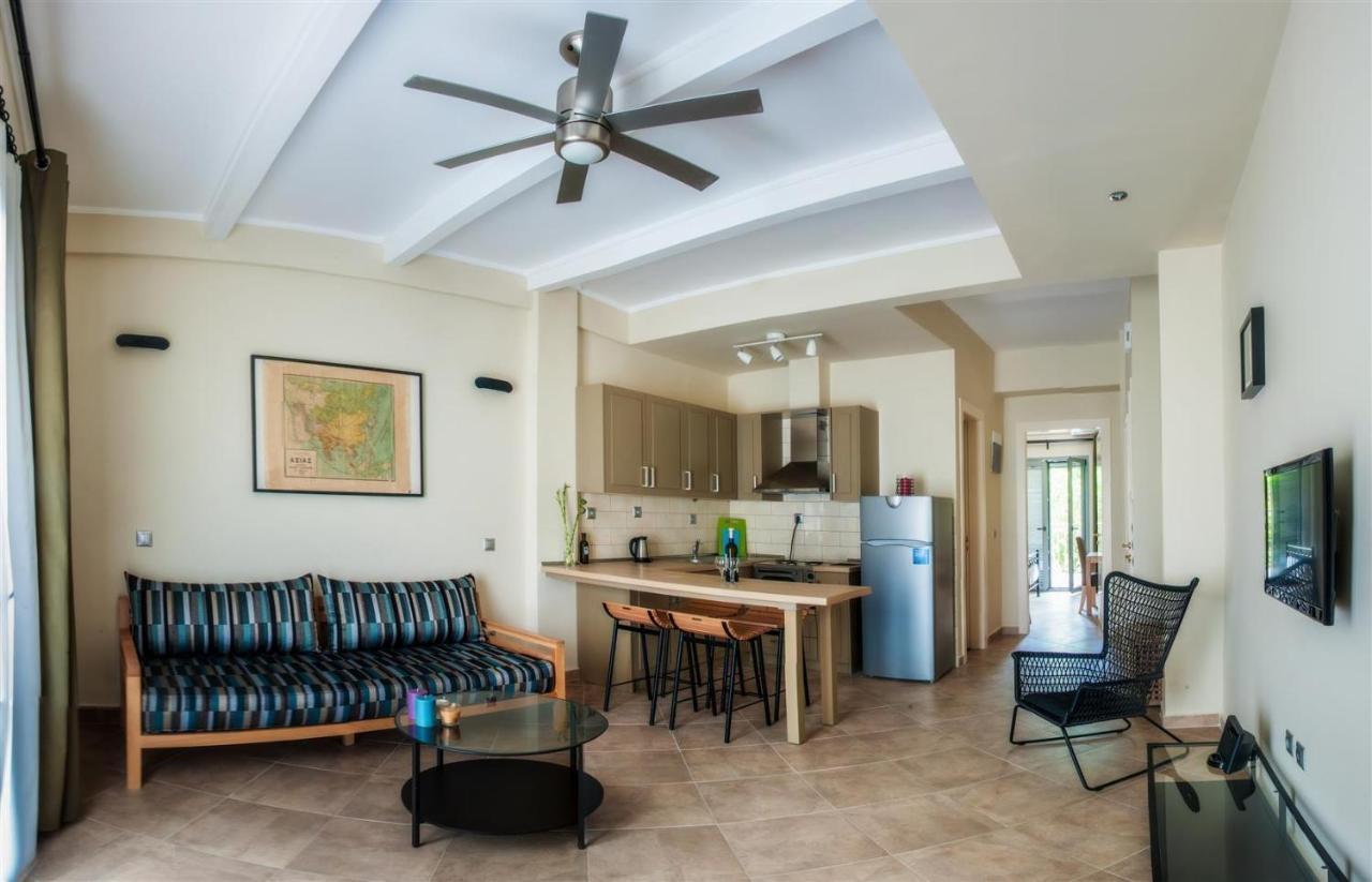 Villa Despina Green Suites Polikhronon Exteriör bild